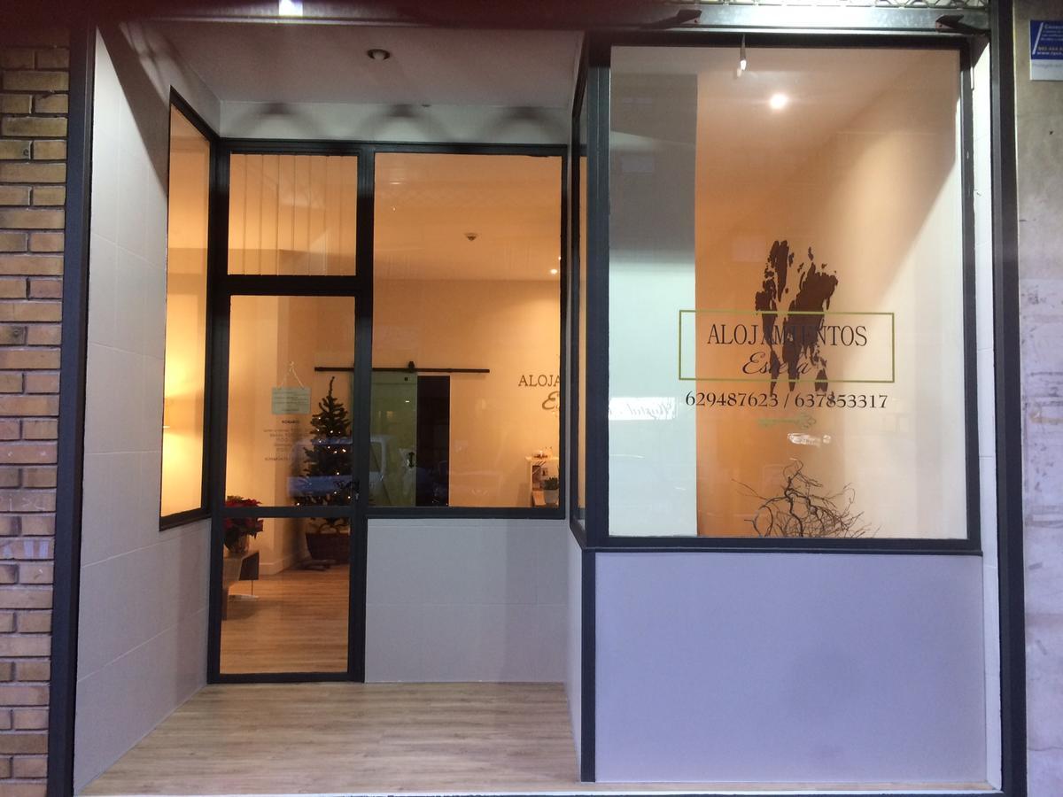 Alojamientos Estela Παμπλόνα Εξωτερικό φωτογραφία